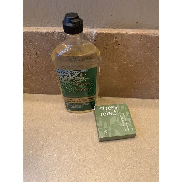 Bath & BODY WORKS AROMATHERAPY STRESS RELIEF EUCALYPTUS body wash & BAR - Picture 2 of 6